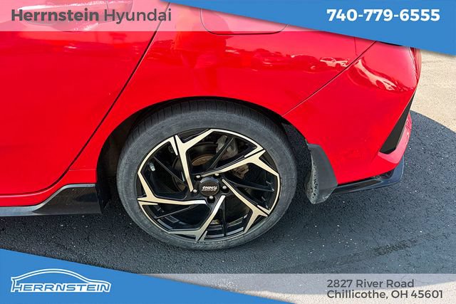 Used 2019 Honda Civic Sport image 11