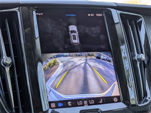 Used 2022 Volvo XC60 B5 Momentum w/ Advanced Package image 22