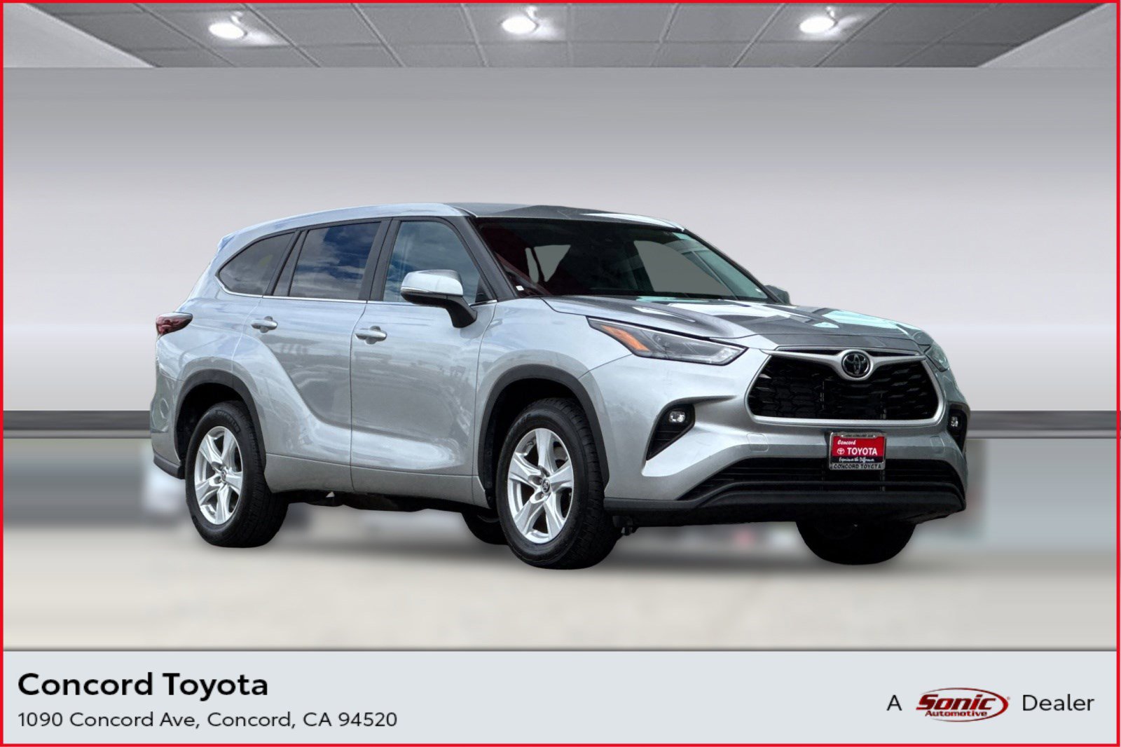 Used 2025 Toyota Highlander LE image 1