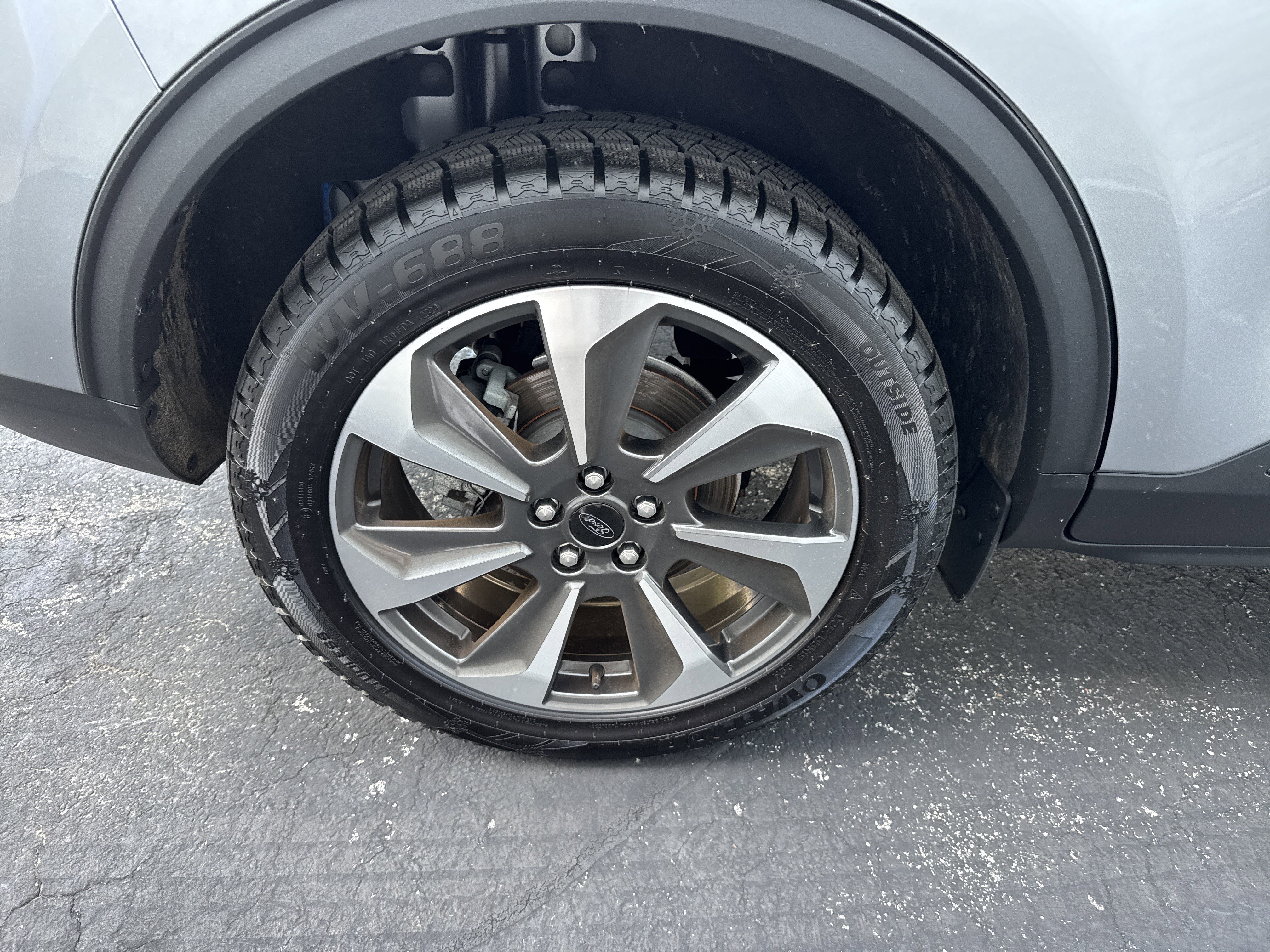 Used 2024 Ford Escape Platinum image 41