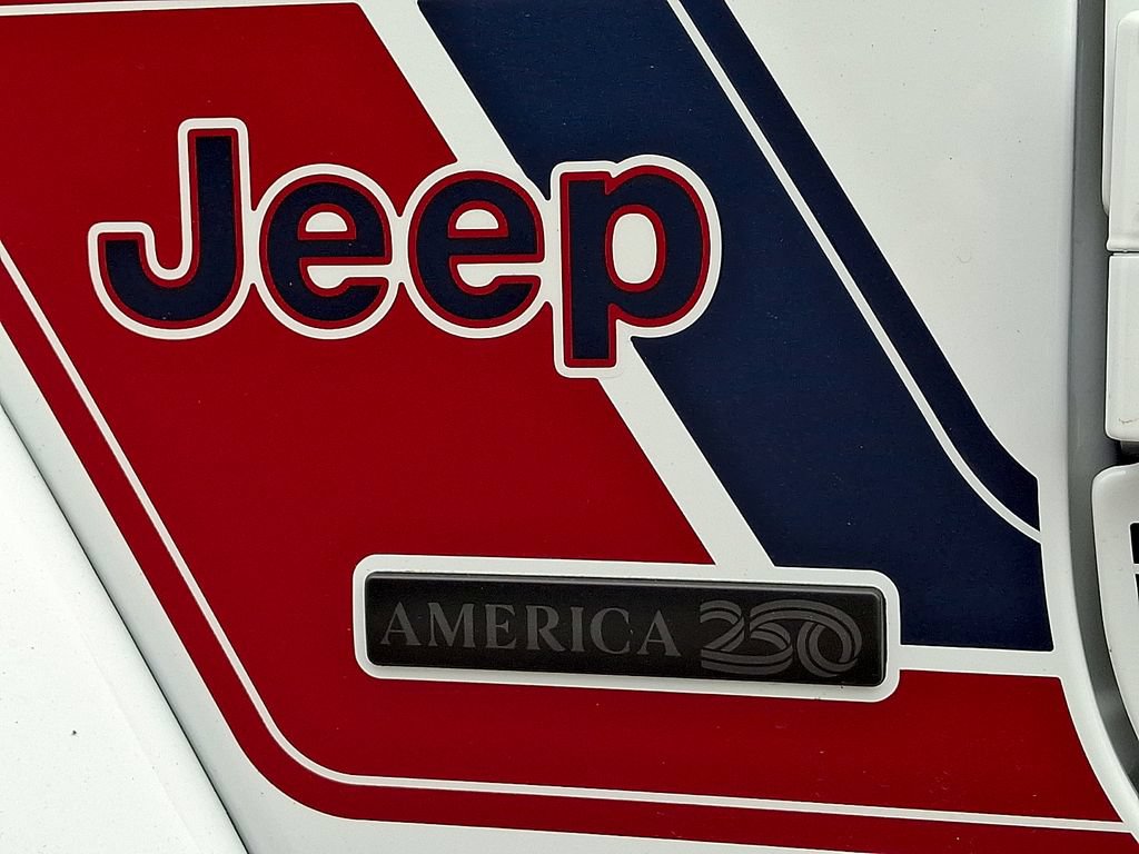 New 2026 Jeep Wrangler Unlimited Sport w/ Dual Top Group AWD/4WD image 11