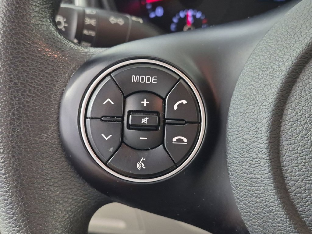 Used 2021 Kia Soul S FWD image 18