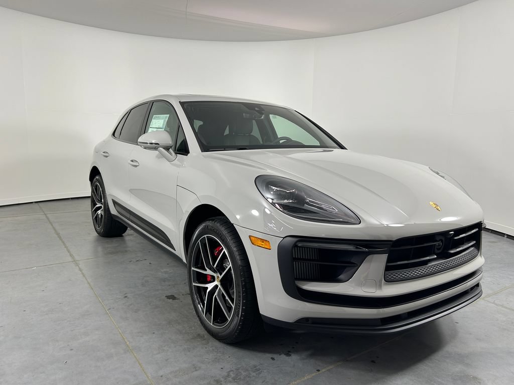 New 2026 Porsche Macan S AWD/4WD image 9