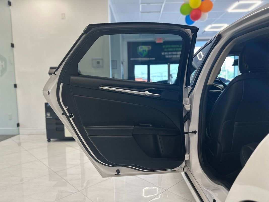 Used 2019 Ford Fusion Energi Titanium image 37