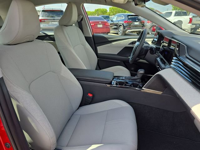 Used 2026 Toyota Camry XLE image 10