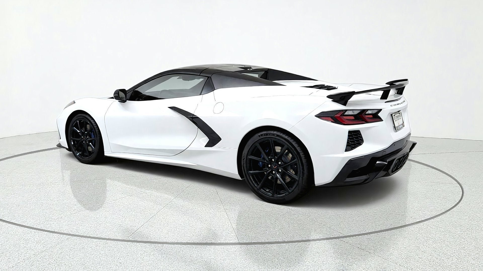New 2027 Chevrolet Corvette Stingray Convertible w/ Z51 Performance Package RWD image 3