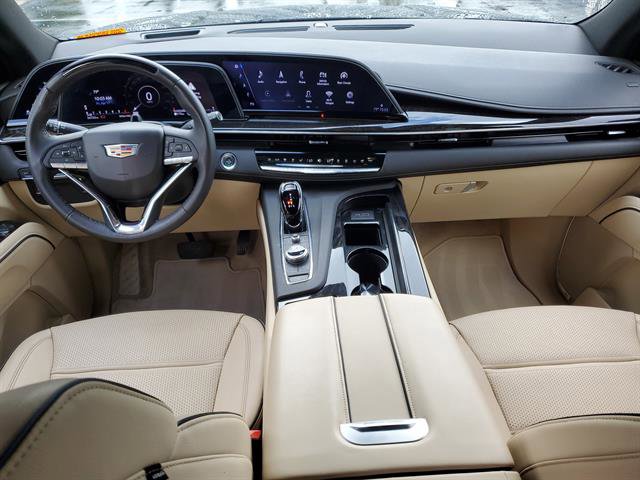 Certified 2024 Cadillac Escalade Premium Luxury AWD/4WD image 66