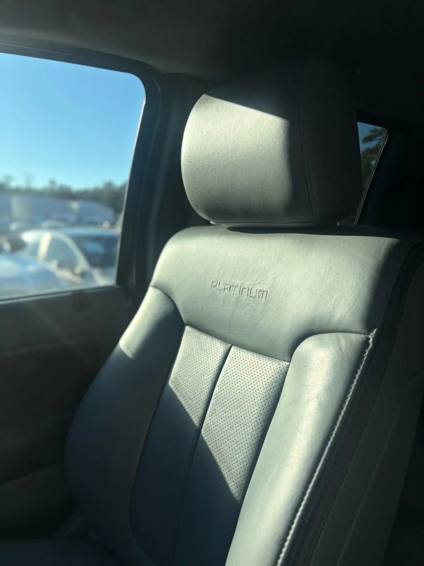 Used 2012 Ford F150 Platinum image 40