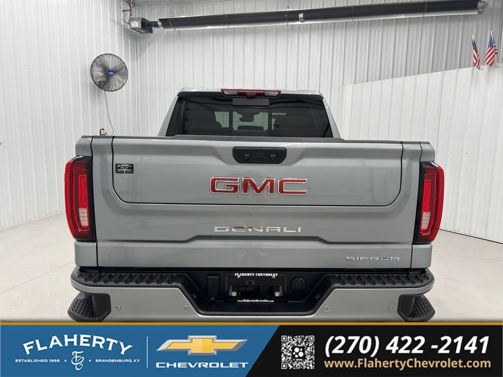 Used 2025 GMC Sierra 1500 Denali w/ Technology Package AWD/4WD image 4