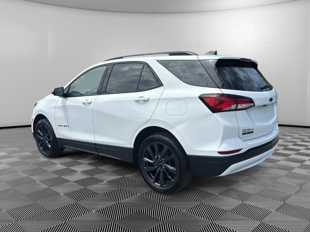 Used 2024 Chevrolet Equinox RS AWD/4WD image 3