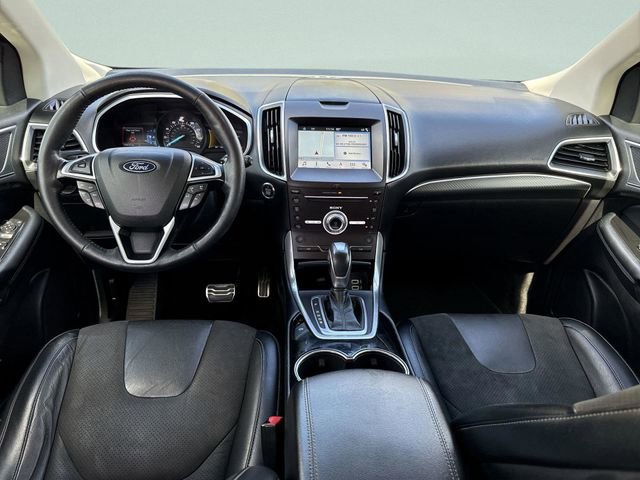 Used 2018 Ford Edge Sport w/ Technology Package AWD/4WD image 23