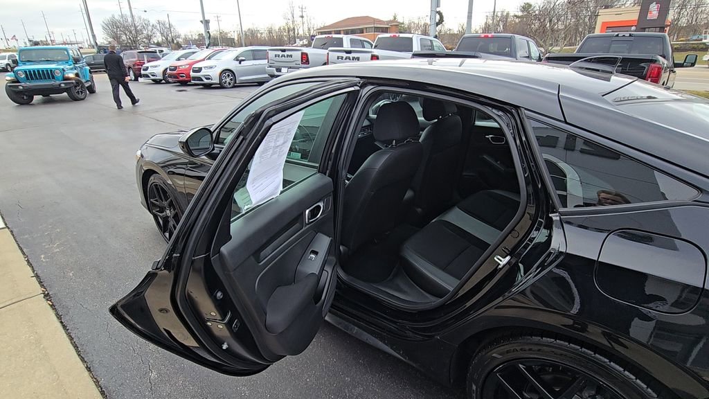 Used 2024 Honda Civic Sport image 16