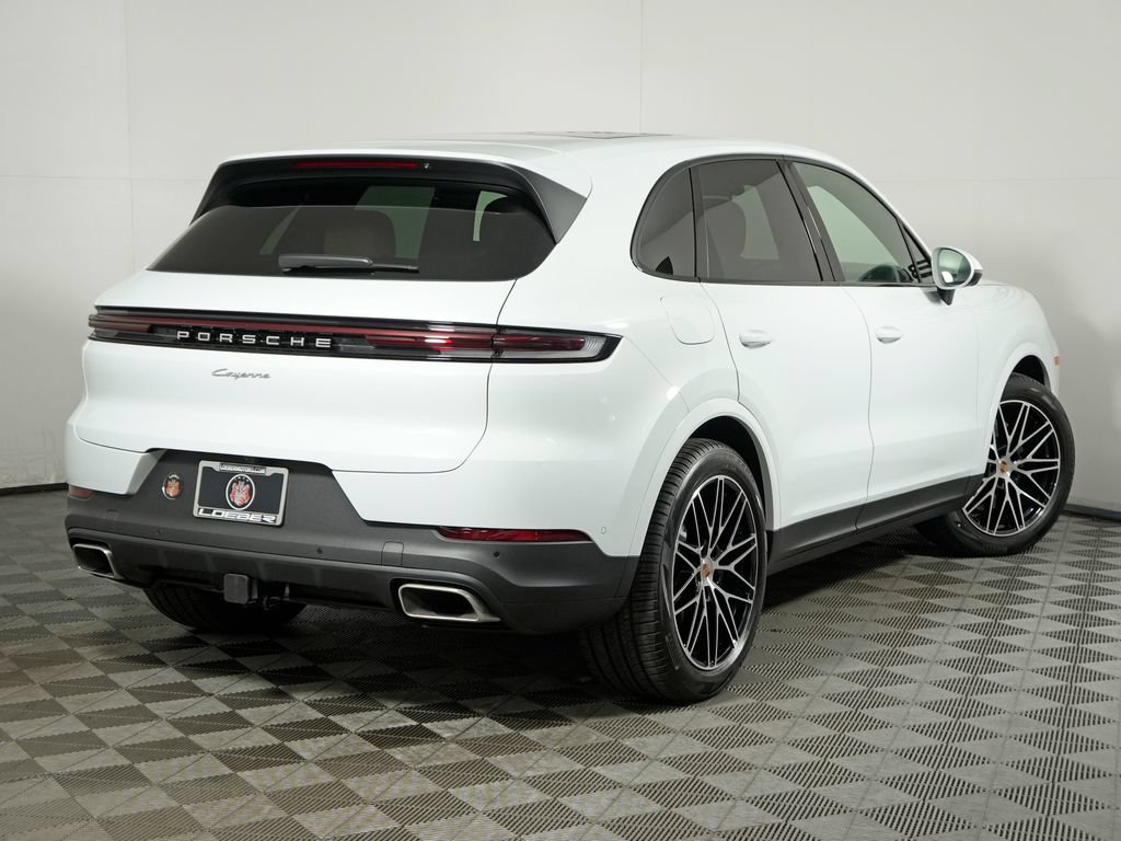 Certified 2026 Porsche Cayenne AWD/4WD image 7