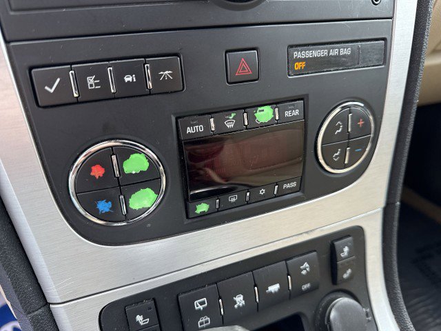 Used 2011 GMC Acadia SLT image 16