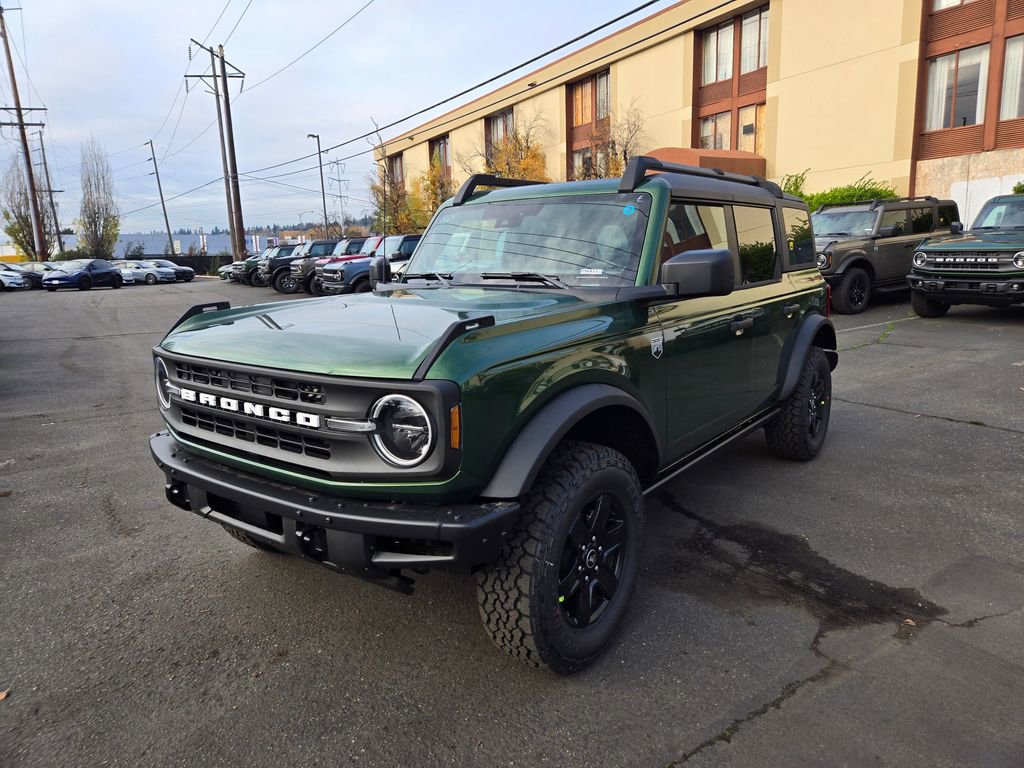 New 2025 Ford Bronco Big Bend w/ Black Diamond Package