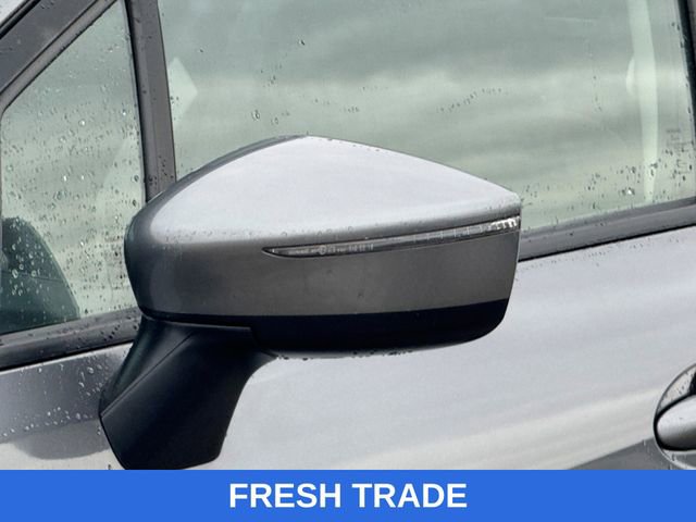 Used 2021 Nissan Versa SV image 6