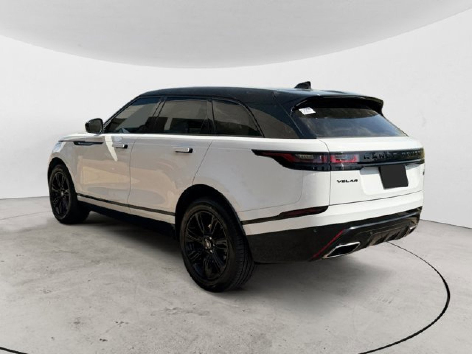 Certified 2023 Land Rover Range Rover Velar R-Dynamic S AWD/4WD image 6
