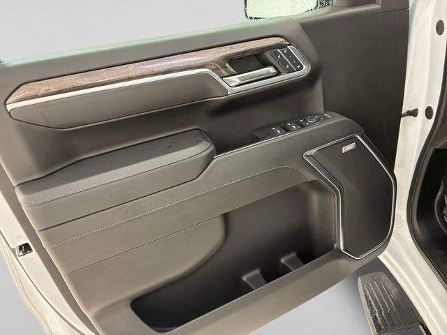 Used 2024 Chevrolet Silverado 1500 LTZ w/ LTZ Premium Package image 13