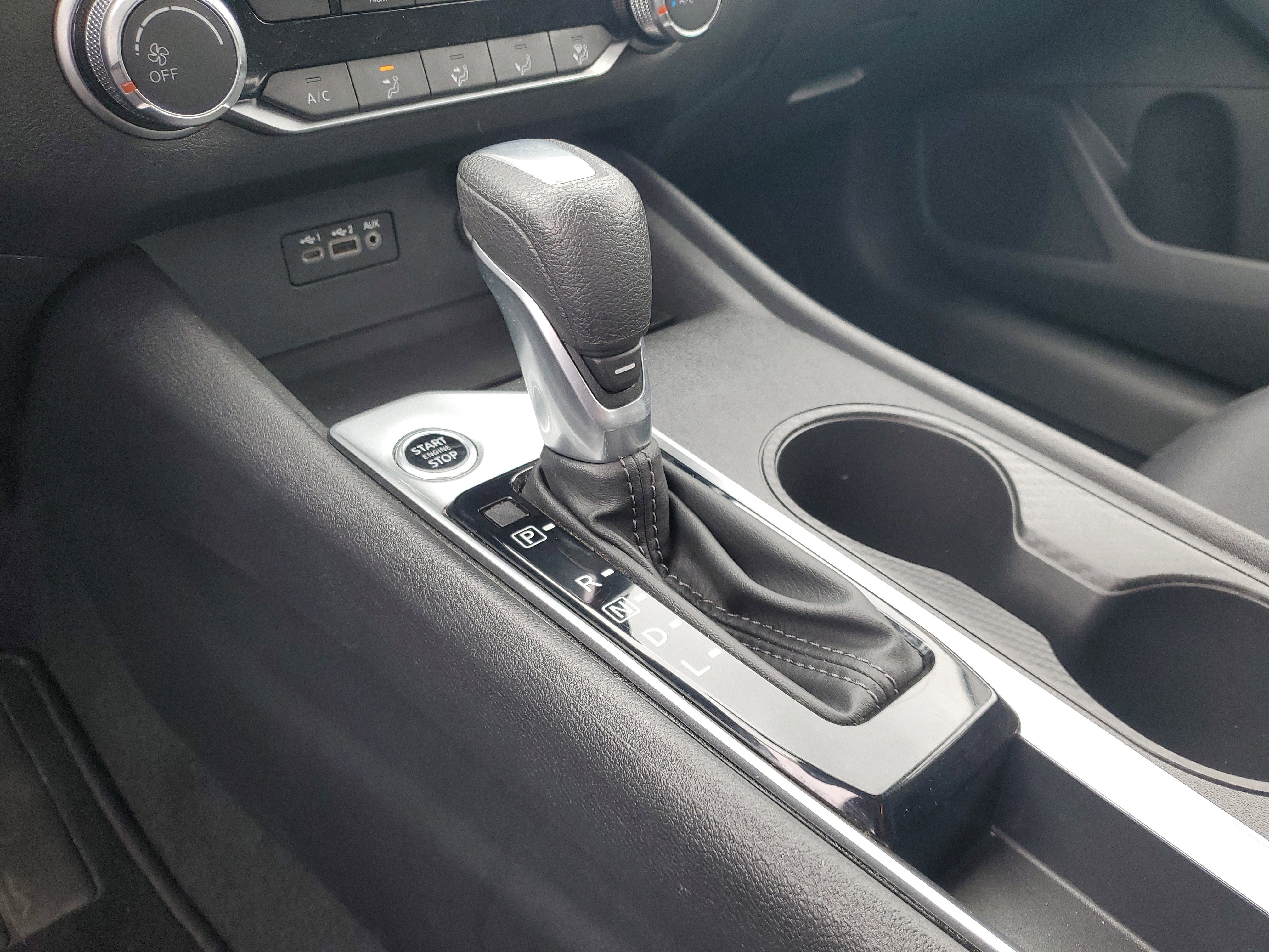 Used 2025 Nissan Altima 2.5 SV image 23