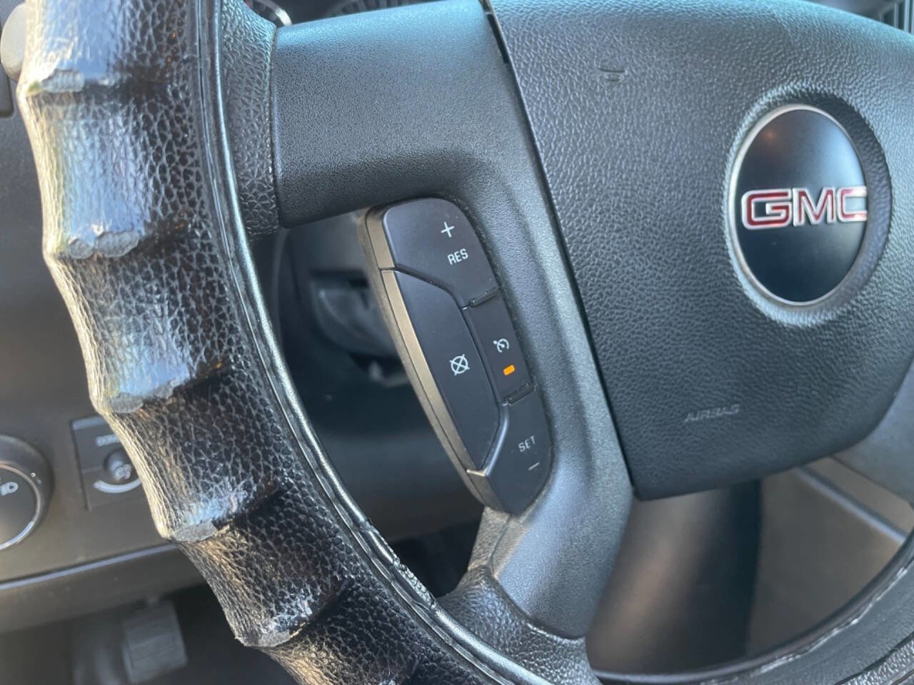 Used 2019 GMC Savana 2500 w/ Driver Convenience Package image 21