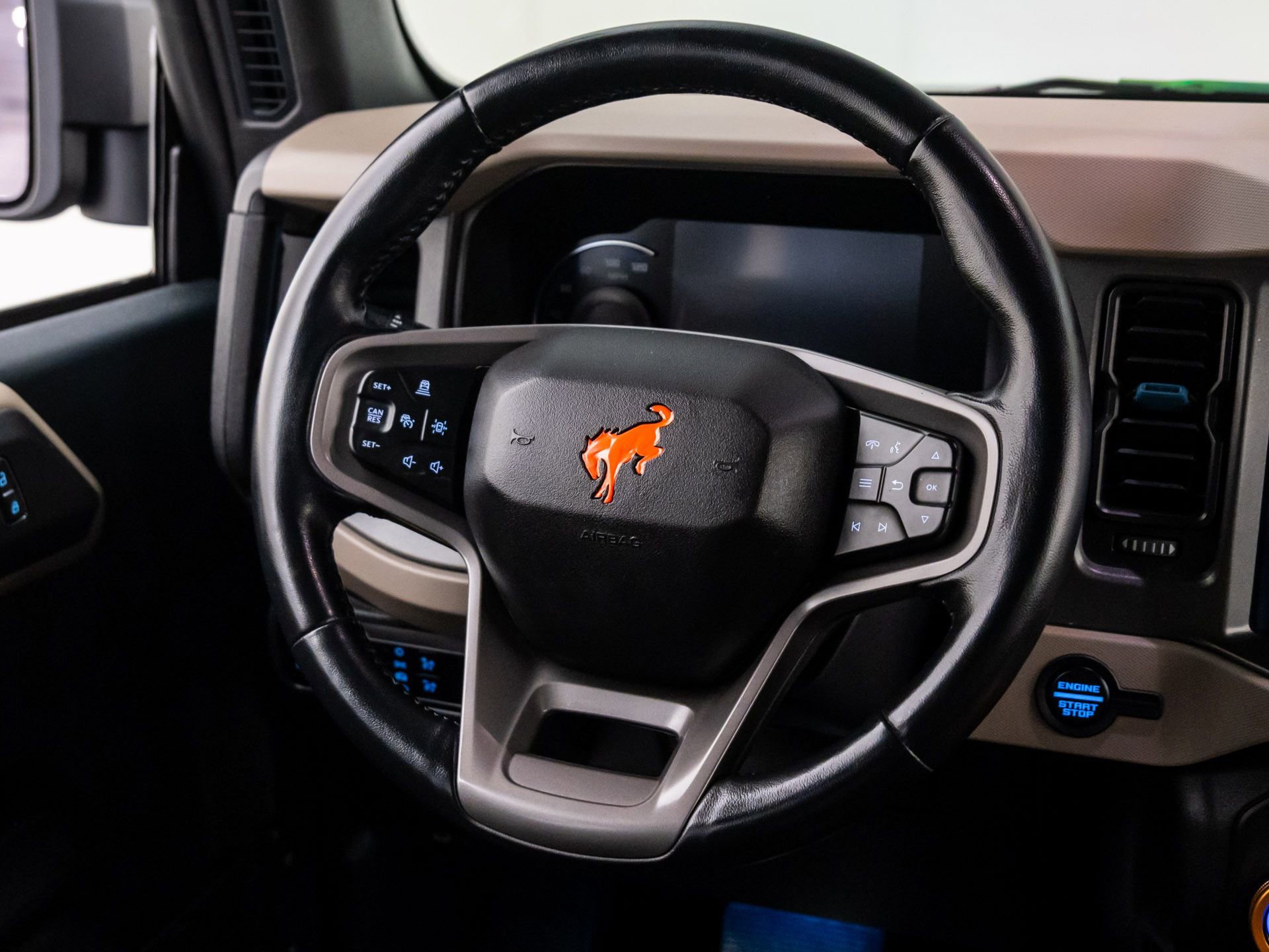 Used 2024 Ford Bronco Wildtrak image 12