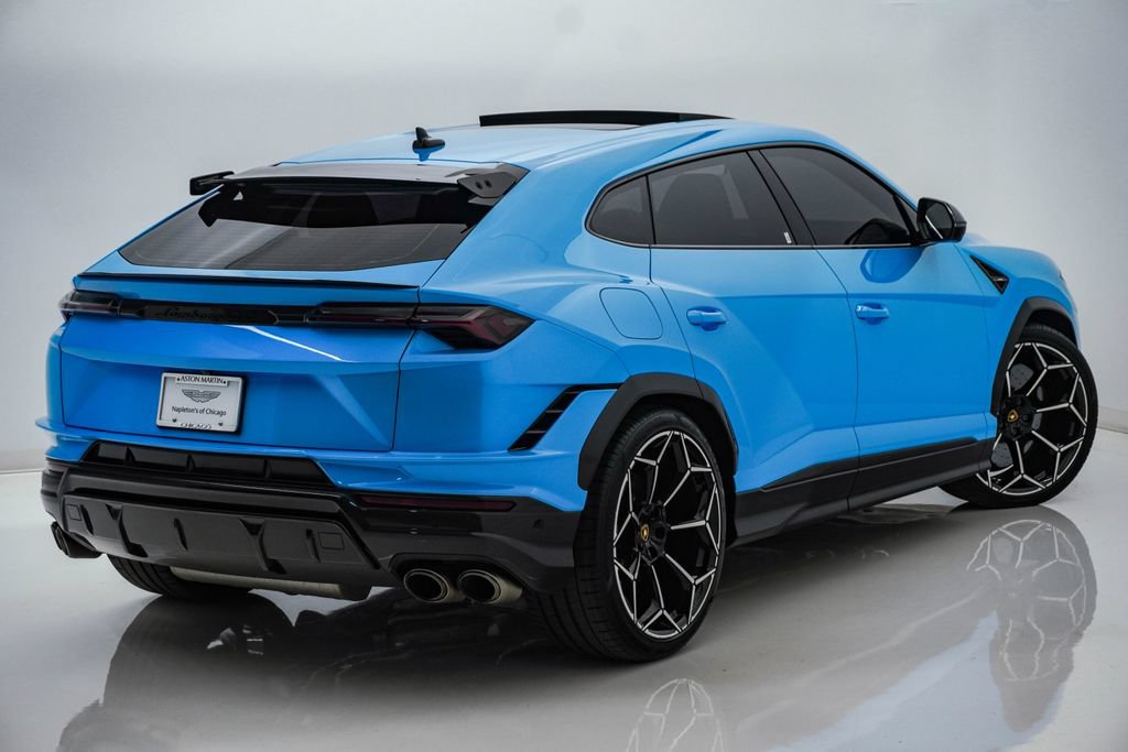 Used 2024 Lamborghini Urus Performante AWD/4WD image 12