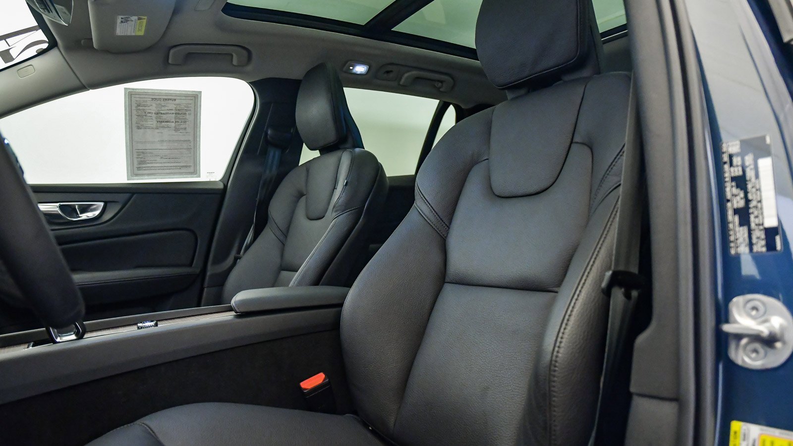 Certified 2024 Volvo V60 B5 Cross Country Plus image 19