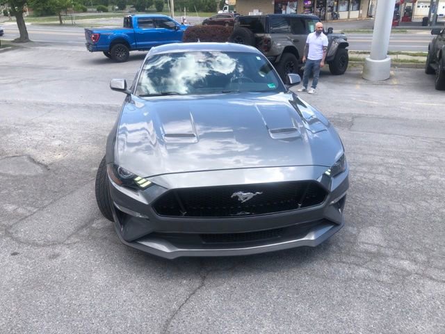 Used 2021 Ford Mustang GT RWD image 3