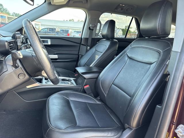 Used 2023 Ford Explorer Limited w/ Equipment Group 301A AWD/4WD image 20