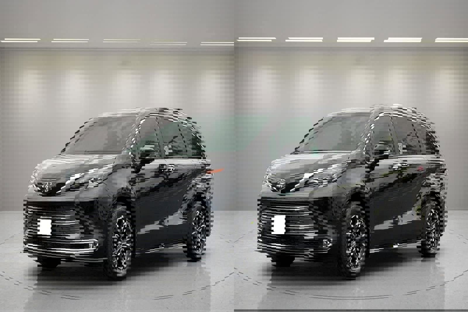 New 2026 Toyota Sienna Platinum image 6