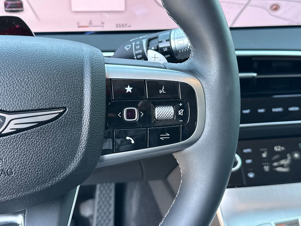 Used 2026 Genesis GV70 2.5T Advanced image 26