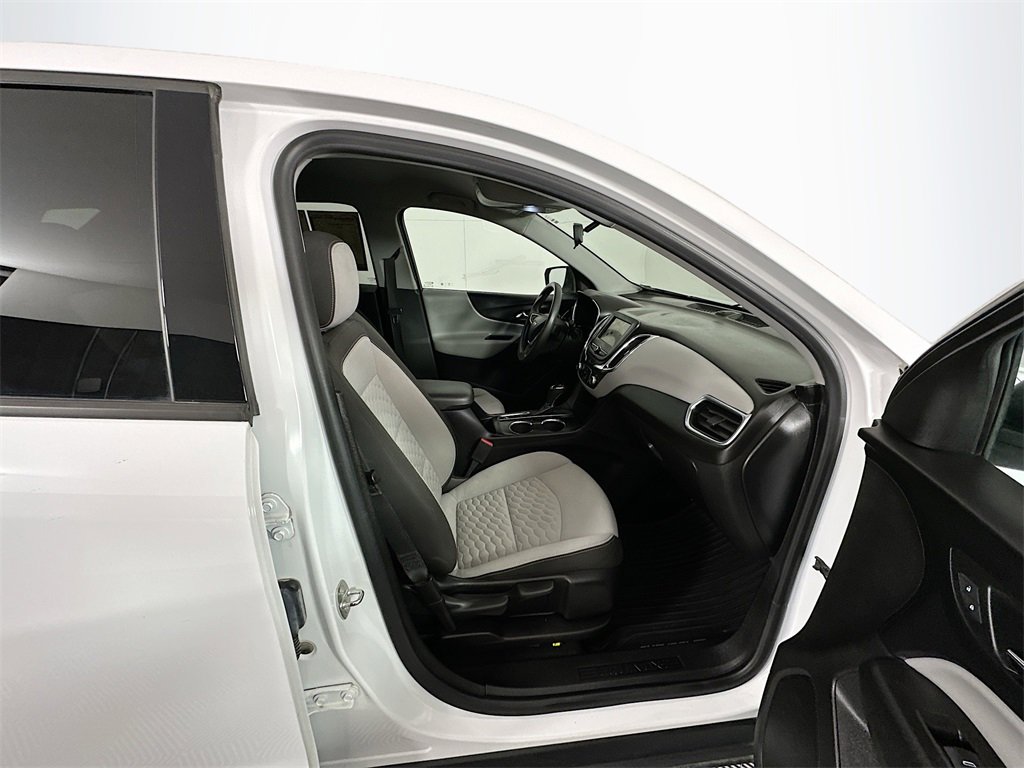 Used 2019 Chevrolet Equinox LS image 25