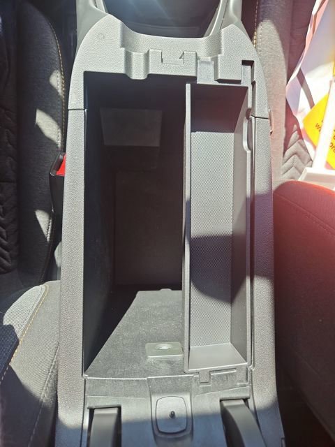 Used 2024 Chevrolet Equinox LT w/ LPO, Floor Liner Package image 25