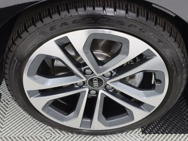 Certified 2025 Audi A3 2.0T Premium Plus w/ Premium Plus Package AWD/4WD image 9