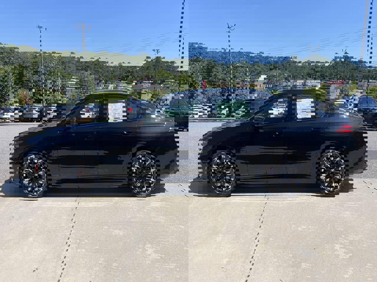 New 2026 BMW 550e xDrive w/ Executive Package image 5