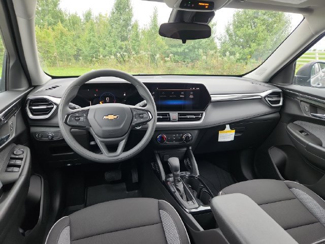New 2026 Chevrolet TrailBlazer LS w/ LS Convenience Package FWD image 19