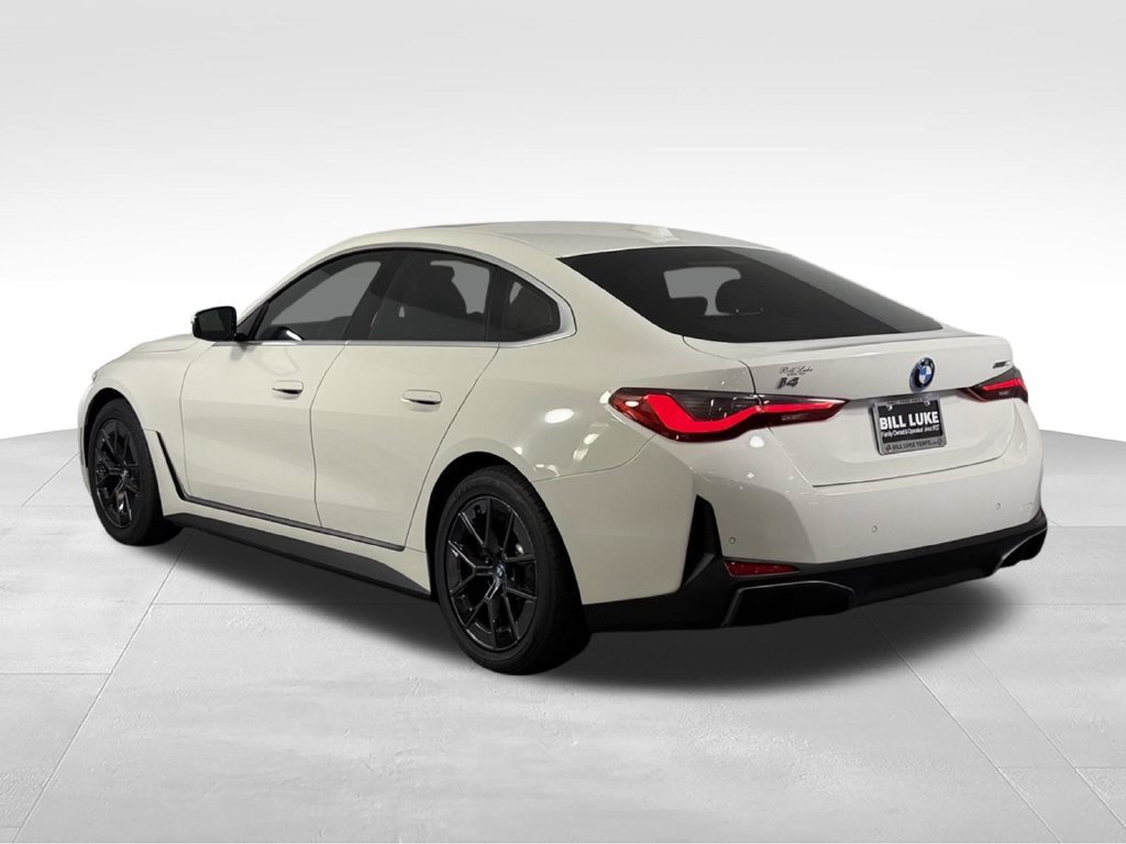 Used 2023 BMW i4 eDrive40 RWD image 8
