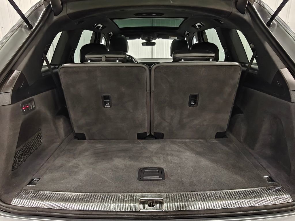 Used 2019 Audi Q7 3.0T Premium Plus w/ Premium Plus Package AWD/4WD image 18