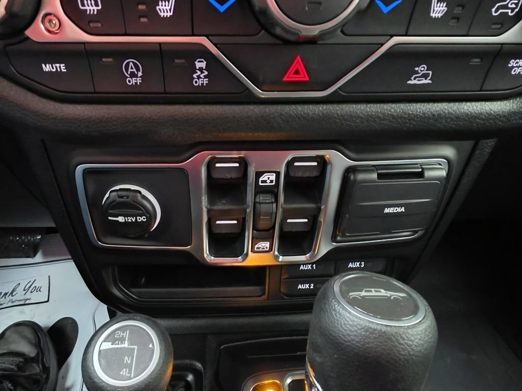 New 2026 Jeep Gladiator Sport AWD/4WD image 17