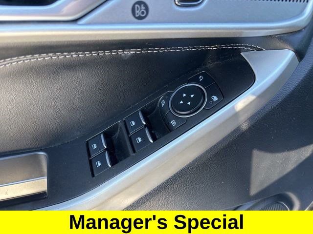 Used 2023 Ford Explorer XLT w/ Equipment Group 202A image 14