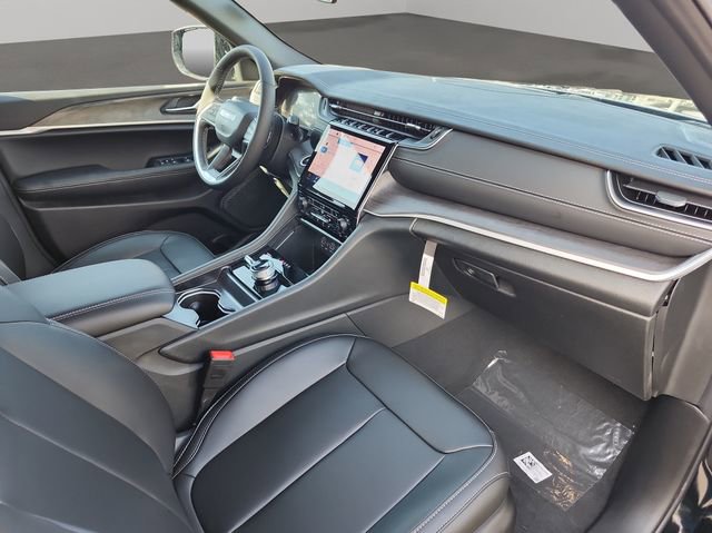 New 2025 Jeep Grand Cherokee Limited image 26