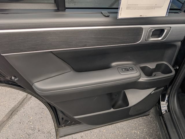 Used 2024 Hyundai Santa Fe Limited AWD/4WD image 10