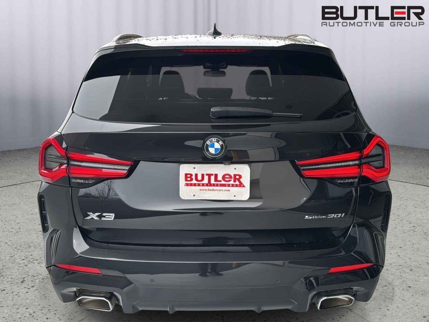 Used 2022 BMW X3 sDrive30i w/ M Sport Package 2 image 4