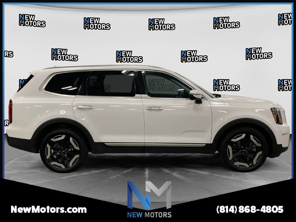 Used 2023 Kia Telluride S AWD/4WD image 6