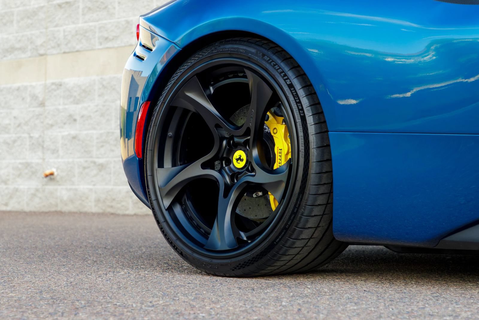 Used 2023 Ferrari SF90 Spider AWD/4WD image 86