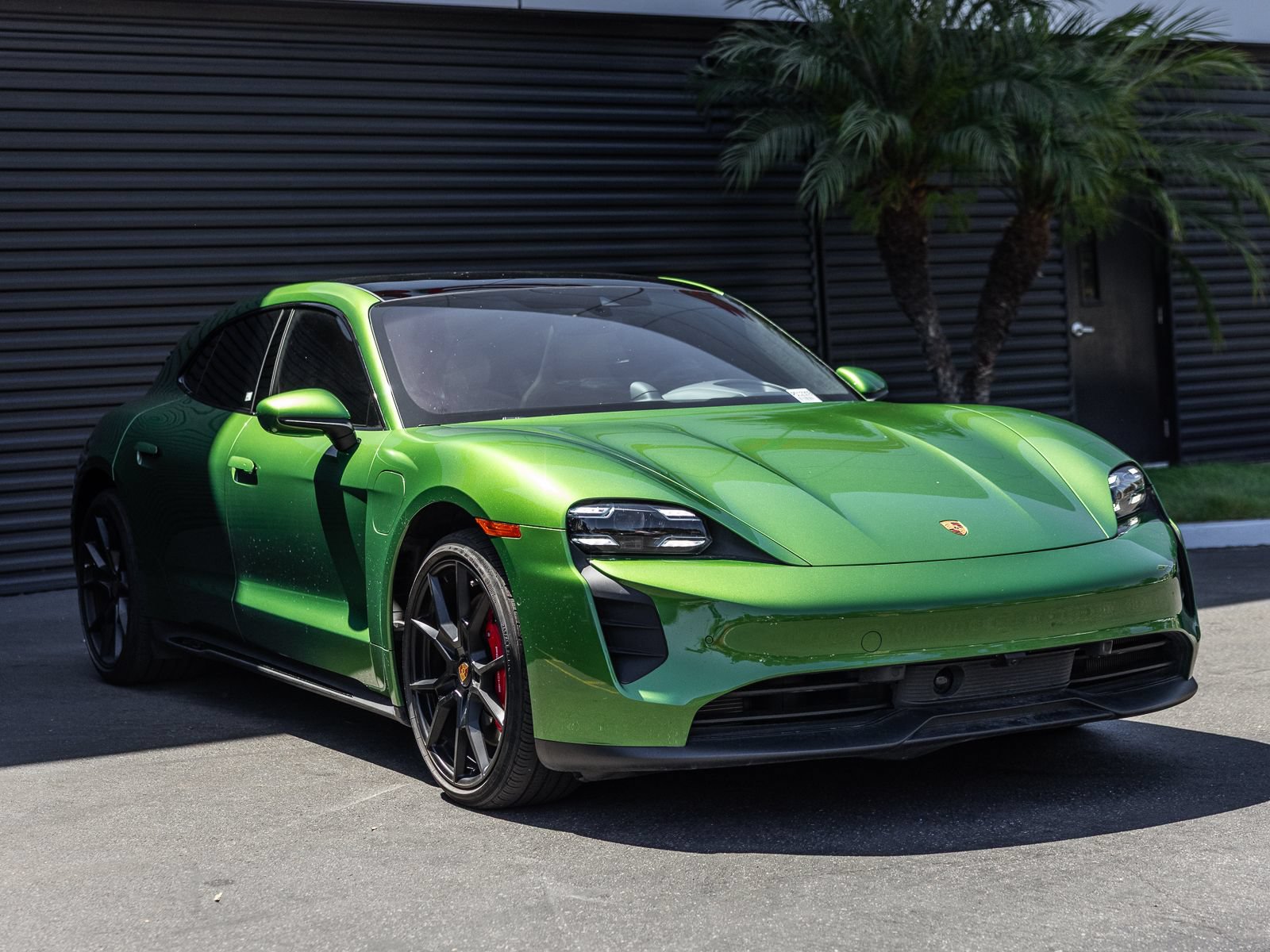 Certified 2023 Porsche Taycan GTS AWD/4WD image 6