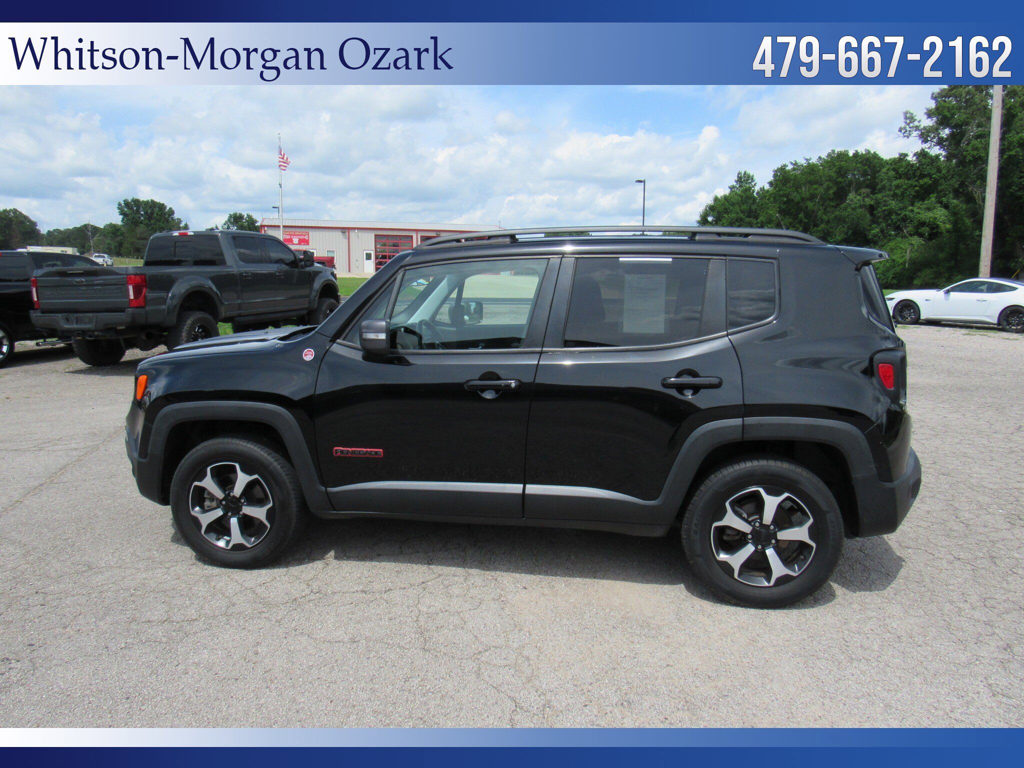 Used 2019 Jeep Renegade Trailhawk w/ UConnect 8.4 Nav Group AWD/4WD image 8