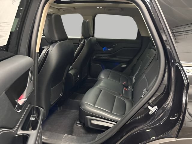 Used 2025 Lincoln Corsair Reserve w/ Equipment Group 202A FWD image 32