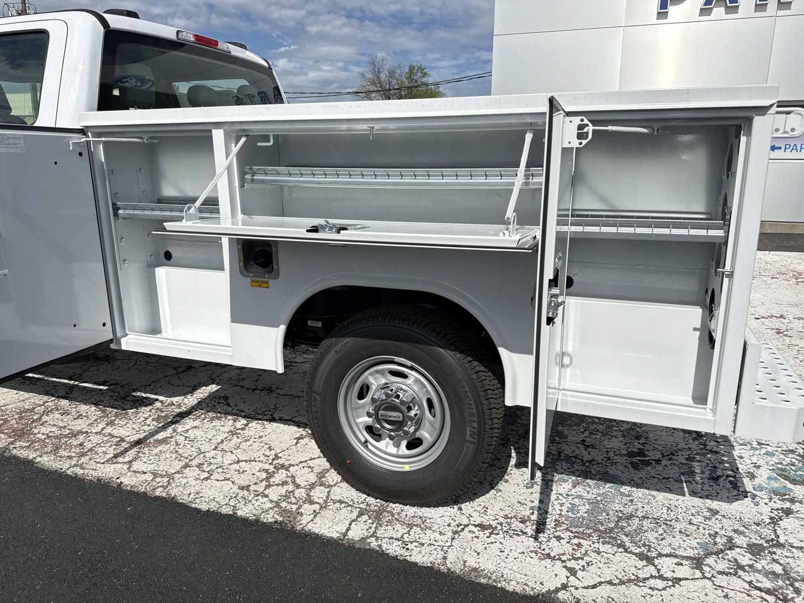 New 2026 Ford F250 XL w/ XL Chrome Package AWD/4WD image 12