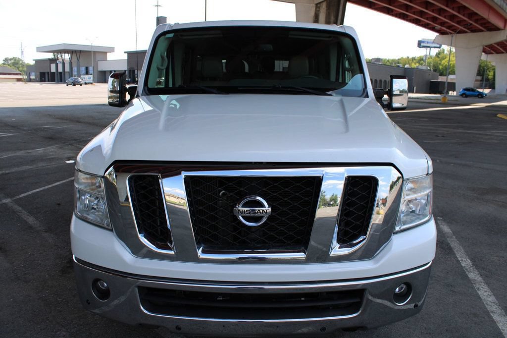 Used 2018 Nissan NV 3500 SL RWD image 3